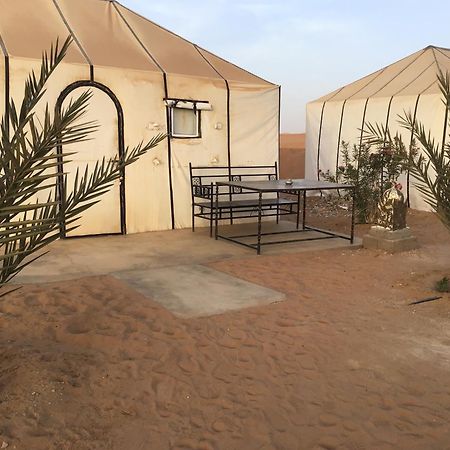 Готель Dune Merzouga Camp Екстер'єр фото